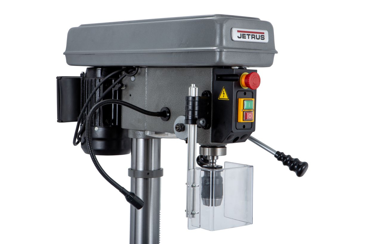 JETRUS JDP-17LM Вертикально-сверлильный станок 230В